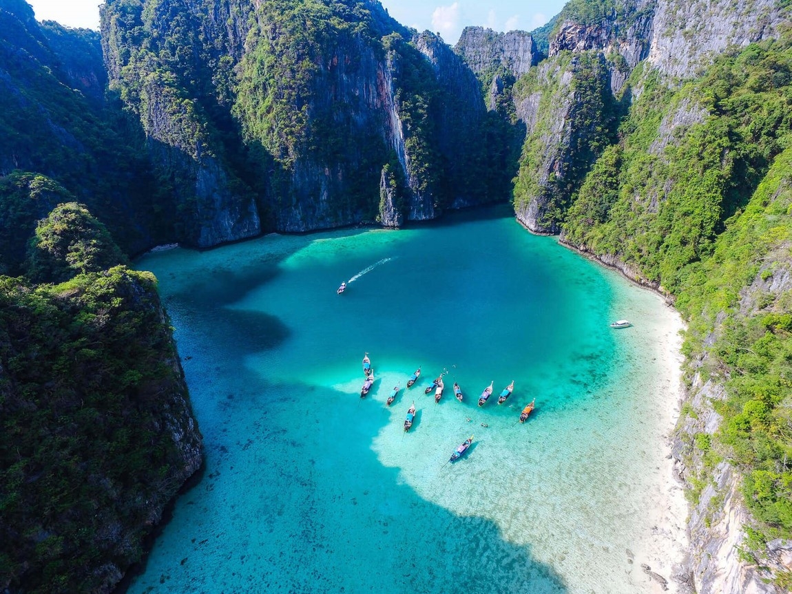 Escursione Phi Phi islands - the blue lagoon
