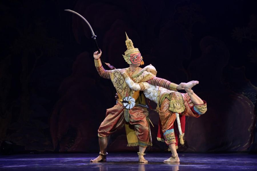 cena kantoke - cena con danze in costume